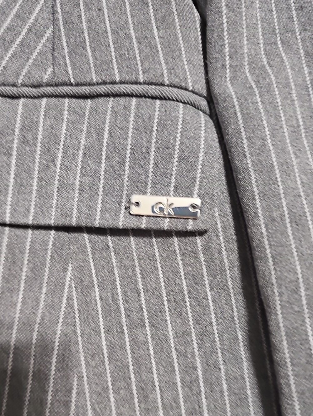 Calvin Klein Womens Gray Pinstripe Double Breasted Blazer Jacket Size 8 S97JS997 - Picture 3 of 9